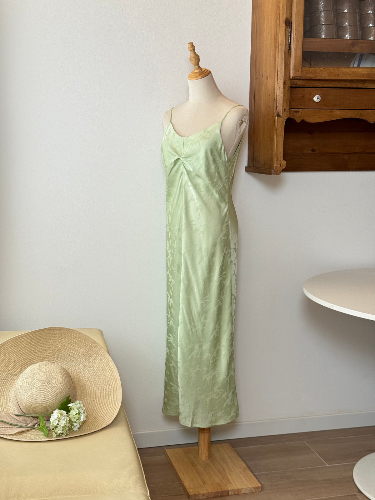 Jade Serenity Set | Set abito in seta e cardigan stile orientale