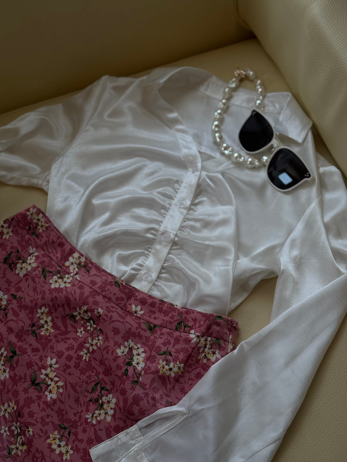Blush Garden Set | Camicia in acetato e gonna floreale