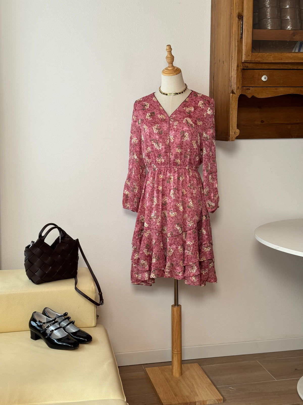 Blush Bloom Dress | Abito floreale con balze