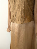Amber Flow Set | Top con frange e abito satinato champagne