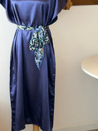 Pure Silk Batwing Dress | Abito monocolore in seta con maniche a pipistrello