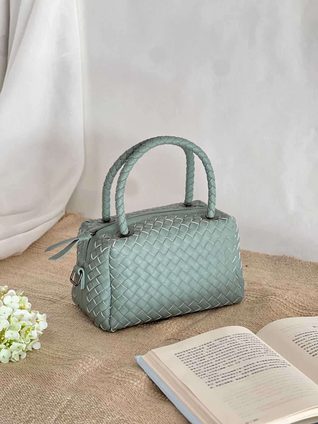 Borsa intrecciata in pelle di agnello