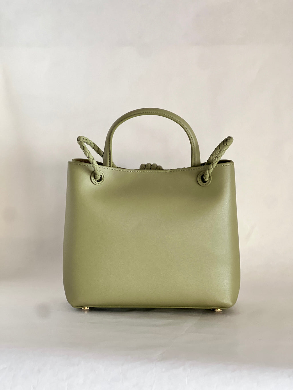 Borsa tote media in pelle intrecciata con dettagli a nodo