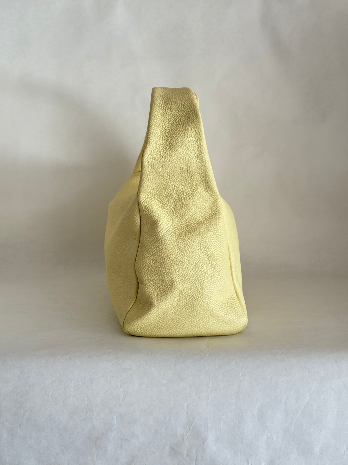 Borsa a spalla effetto “puff” in tonalità macaron
