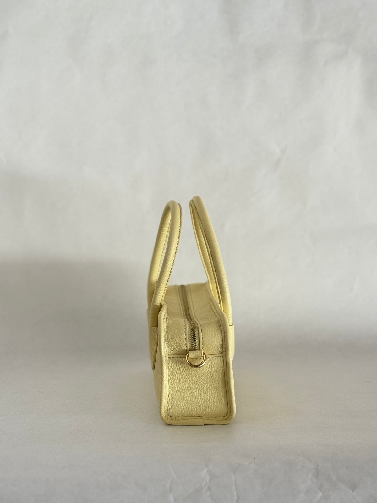 Borsa baguette in pelle color giallo pulcino