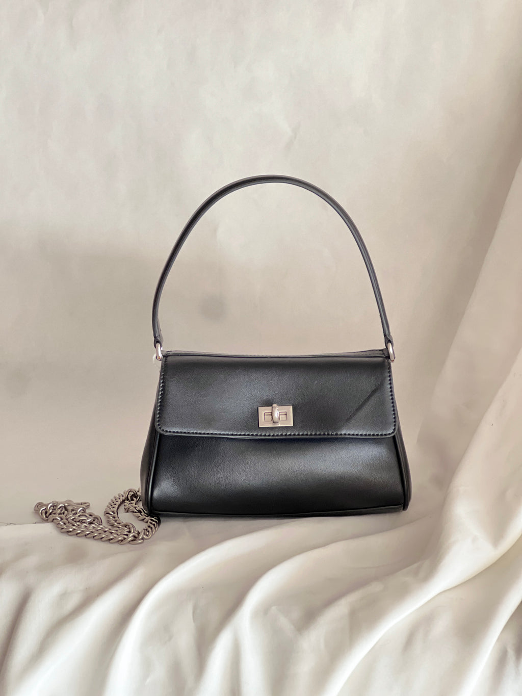 Borsa strutturata in pelle Majiang