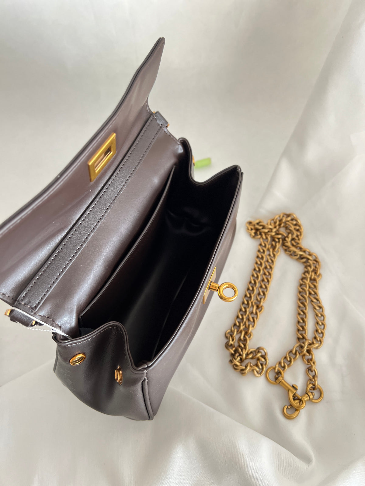 Borsa strutturata in pelle Majiang