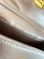 Borsa strutturata in pelle Majiang
