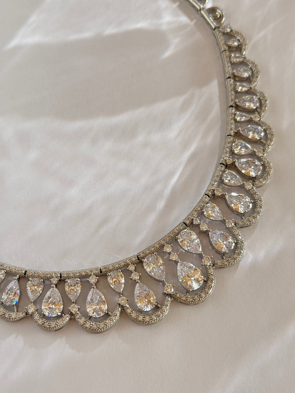 Crystal Statement Necklace | Collana gioiello con cristalli scintillanti