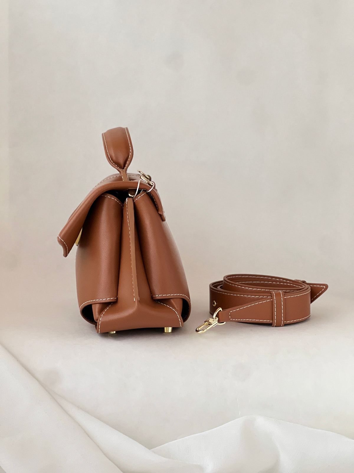 Borsa a fisarmonica in vera pelle – Caramello