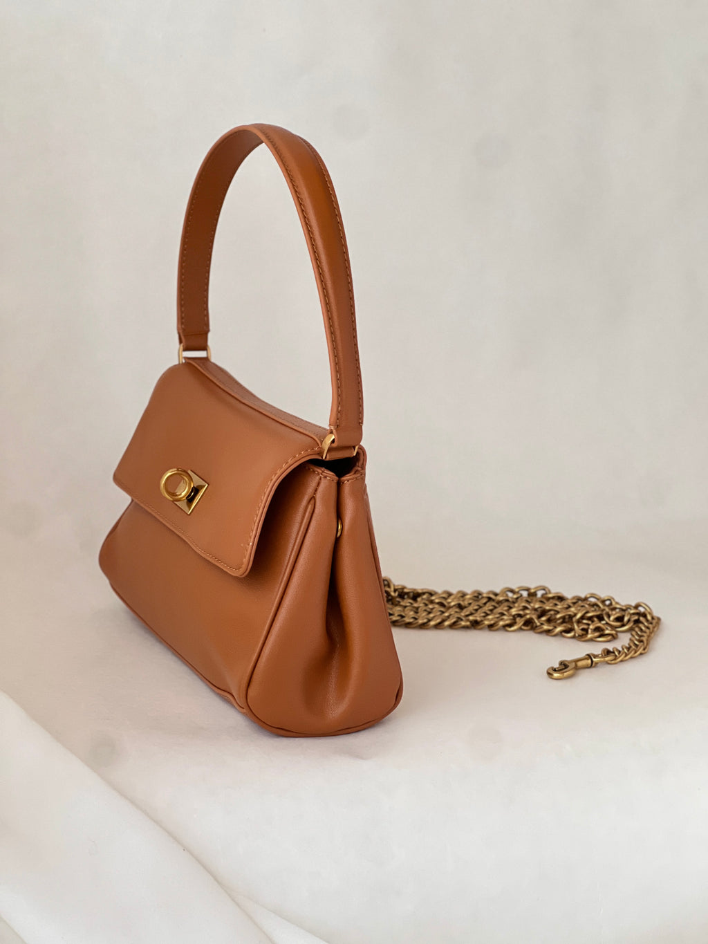 Borsa strutturata in pelle Majiang